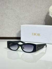 Picture of Dior Sunglasses _SKUfw77097924fw